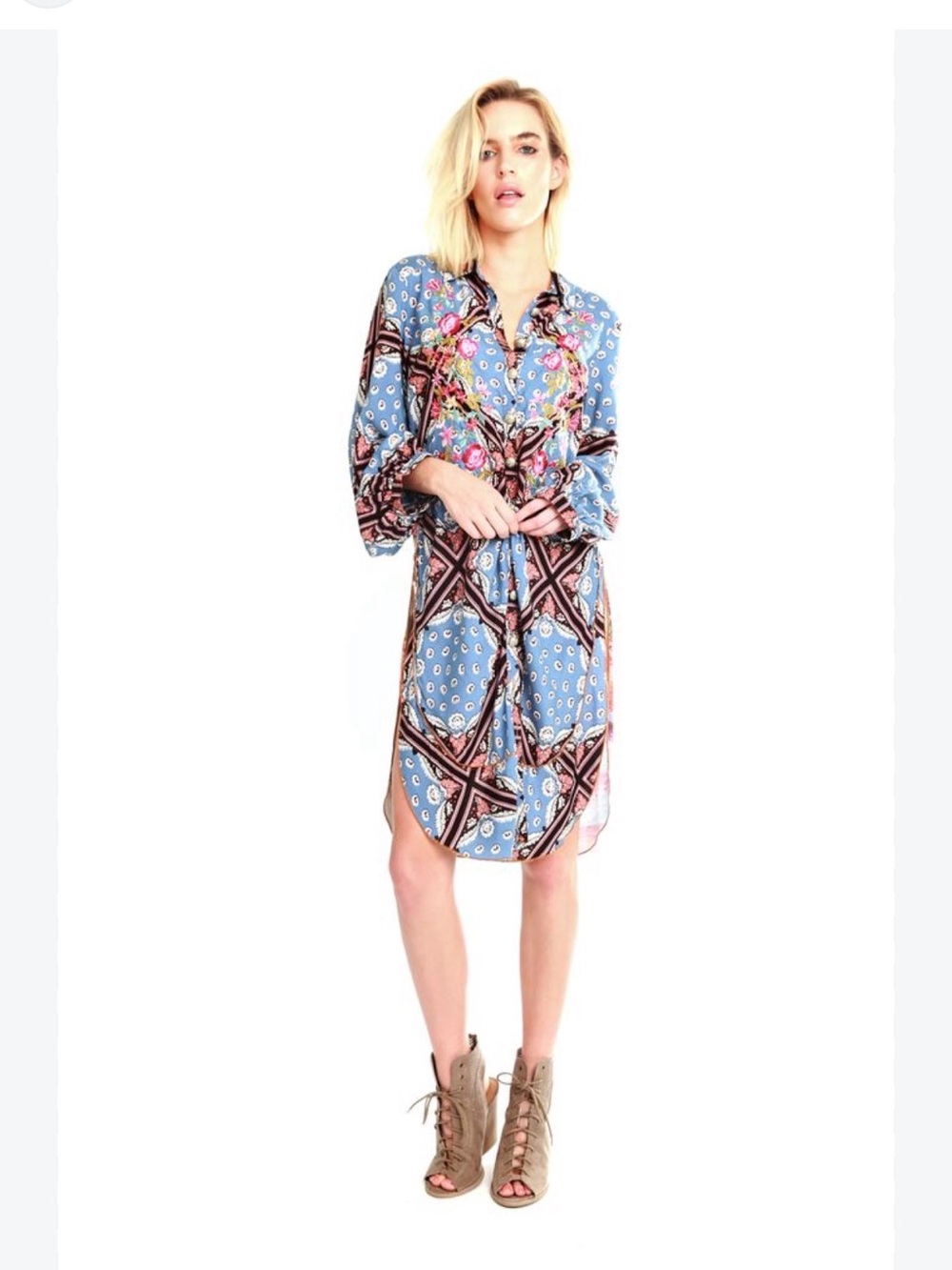 Boho anthropology Blue Embroidered Floral Button-Front tunic